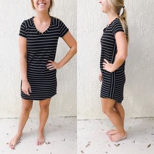 SALE❤️ Verona Black and White Striped T Shirt Dress

•college
•school
•rush week